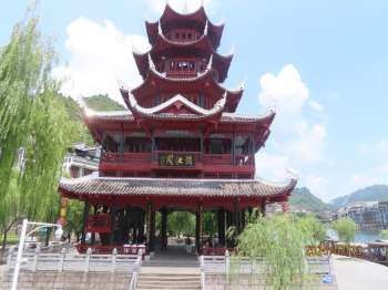 镇远古城