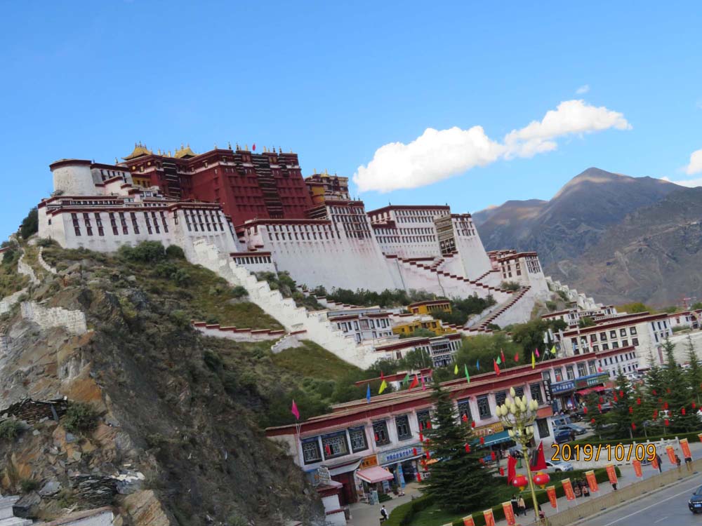 西藏是人们心中离天堂最近的地方，也是人们向往的旅游胜地。西藏有最美的天、 最清的水、最纯粹的追求、最  ...