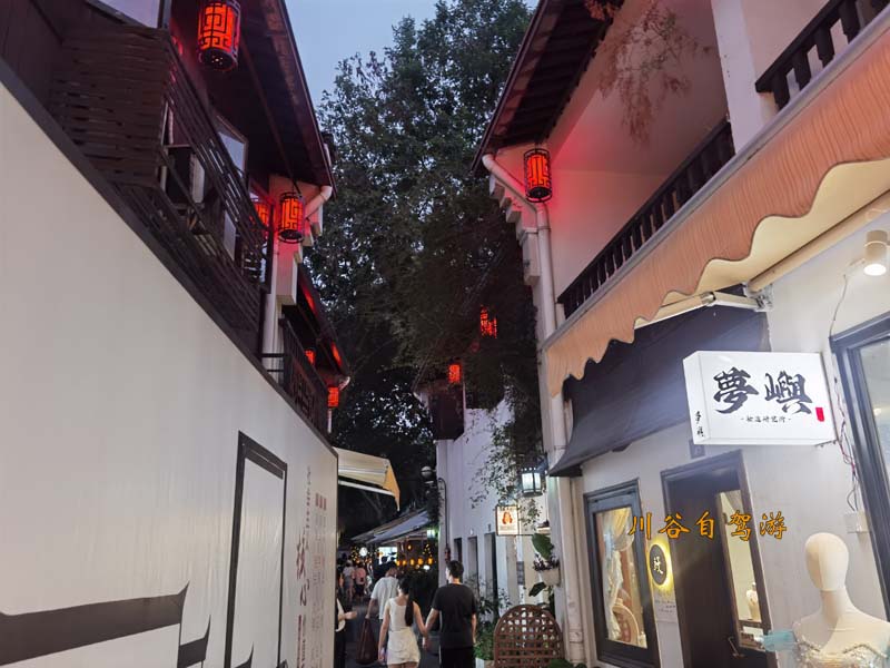 13杭州小河直街.jpg