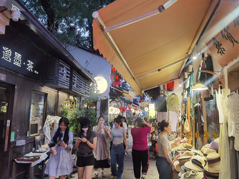 12杭州小河直街.jpg