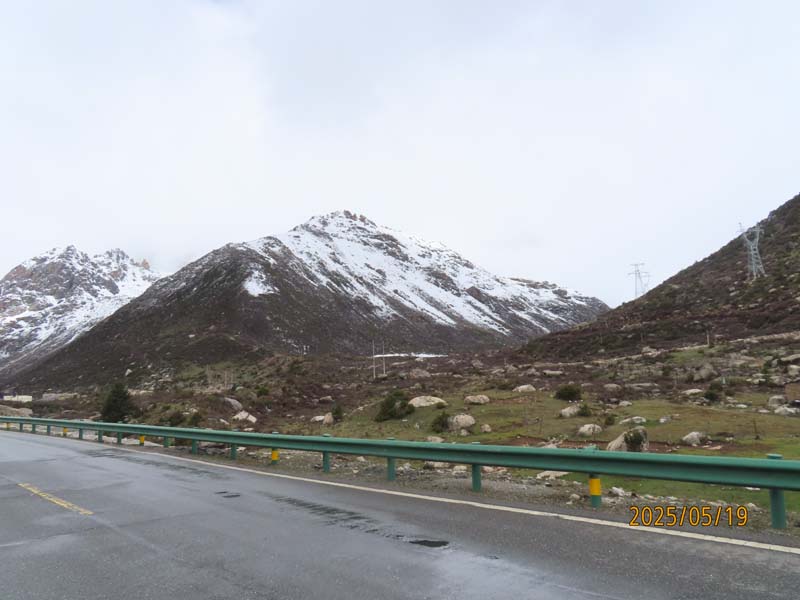 05雀儿山.JPG