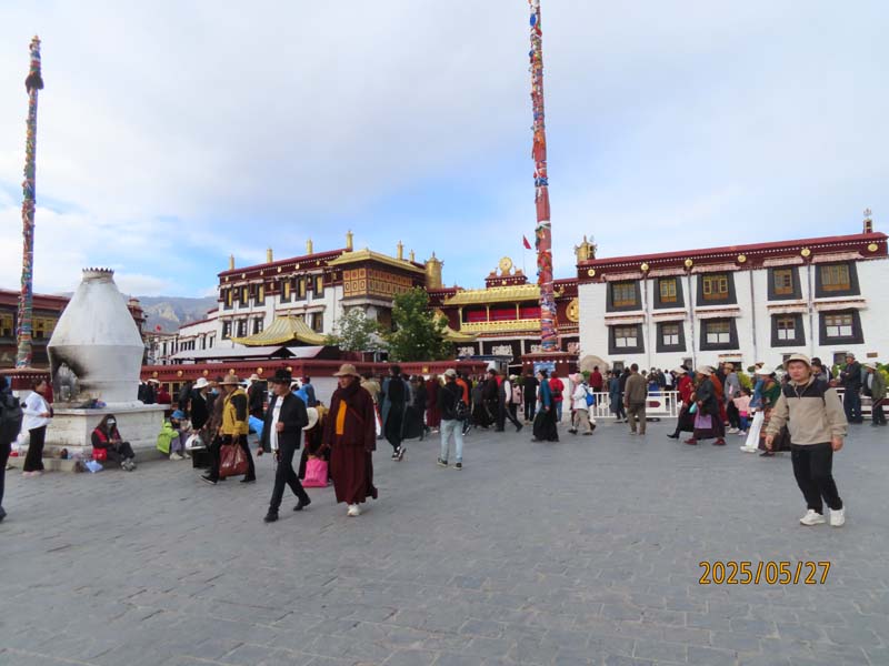 02大昭寺广场.JPG
