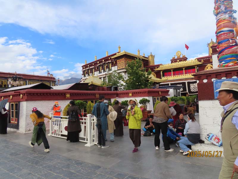07大昭寺广场.JPG