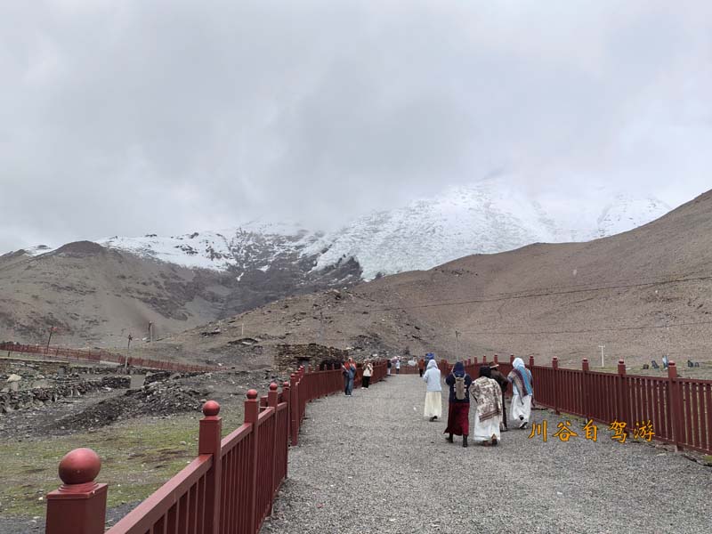 17卡若拉冰川.jpg